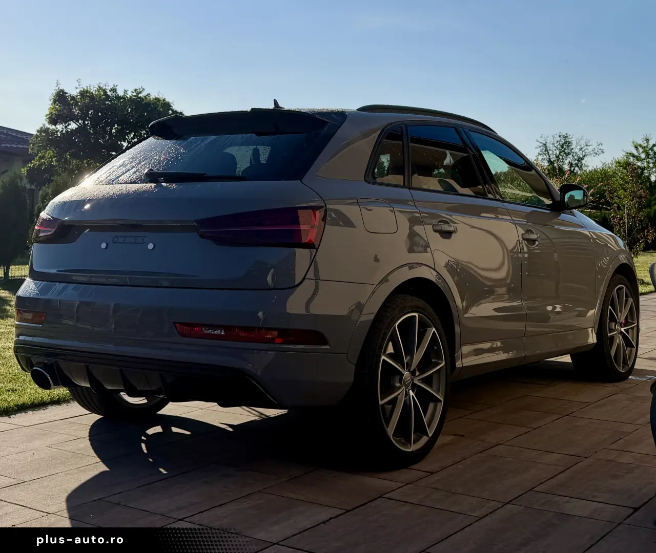 Audi RSQ3