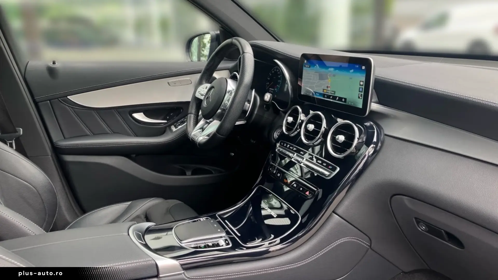 MERCEDES-BENZ GLC 63 AMG 4MATIC V8 PANO