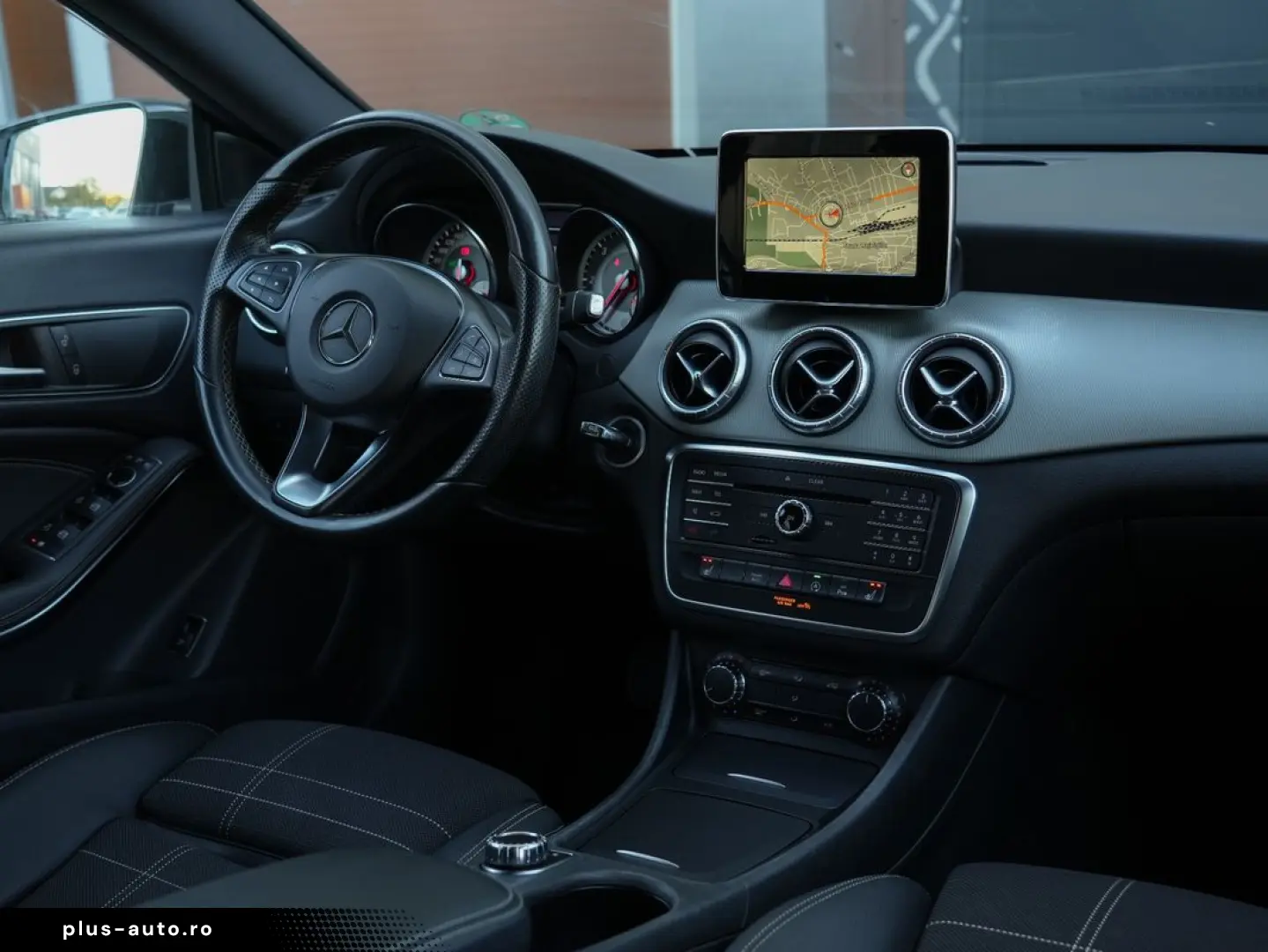 MERCEDES-BENZ CLA 2015 — imagine 8