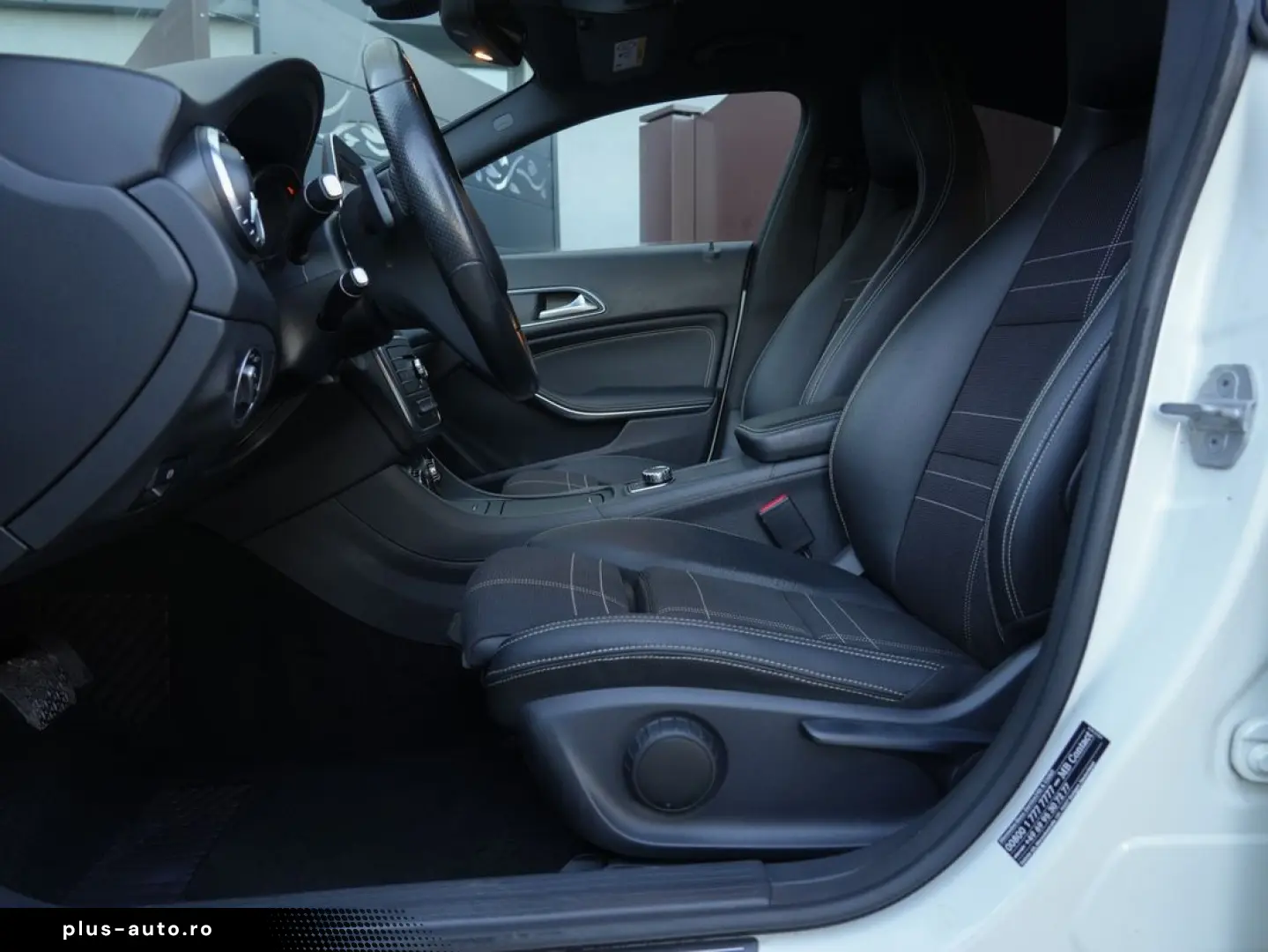 MERCEDES-BENZ CLA 2015 — imagine 19