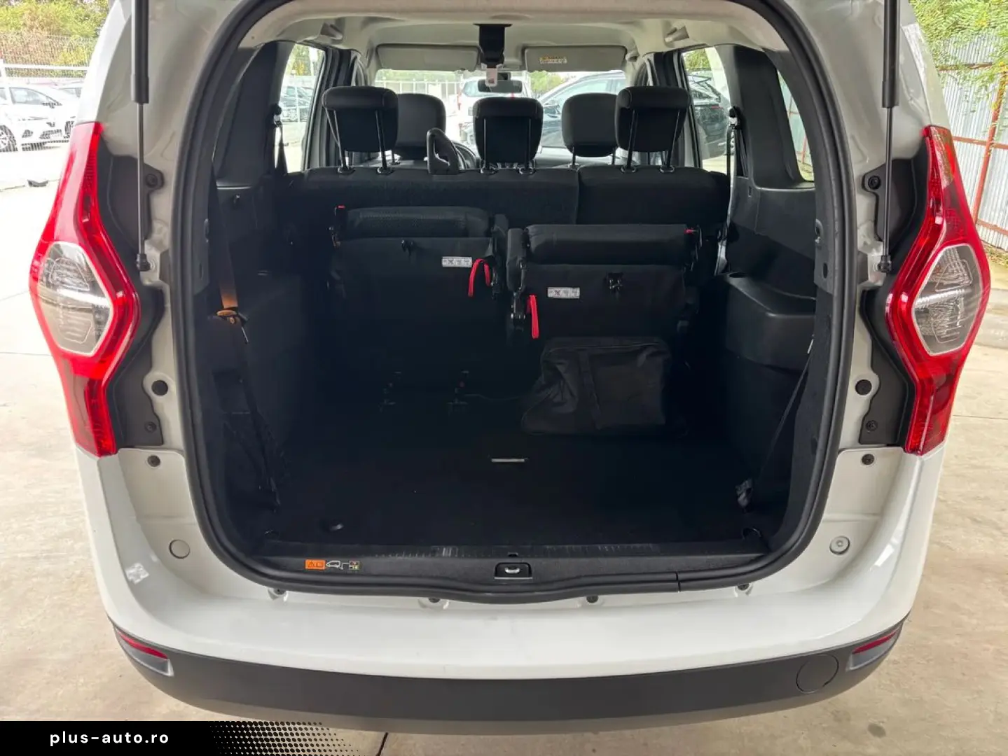 DACIA Lodgy 2021 — imagine 13