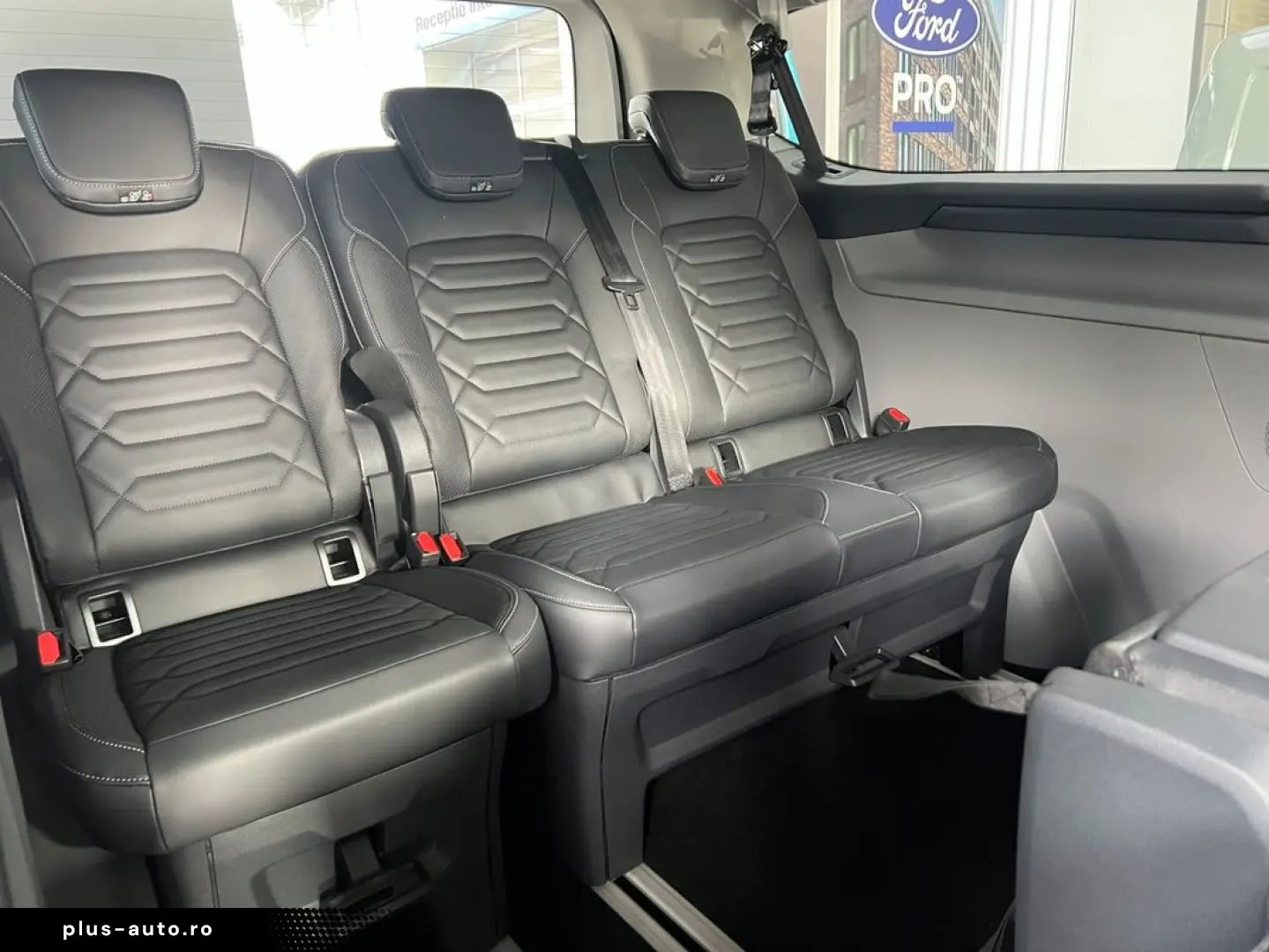 Ford Tourneo-Custom-