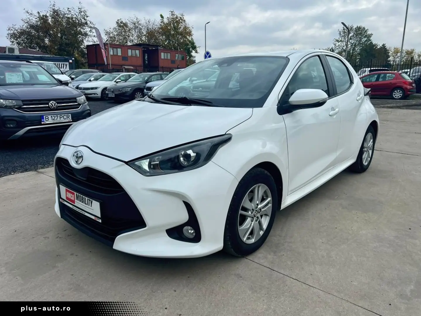 TOYOTA Yaris 2023 — imagine 3