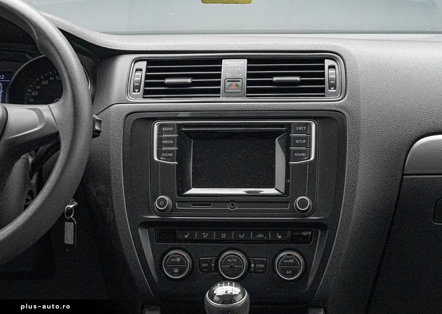 VOLKSWAGEN Jetta 2015 — imagine 17