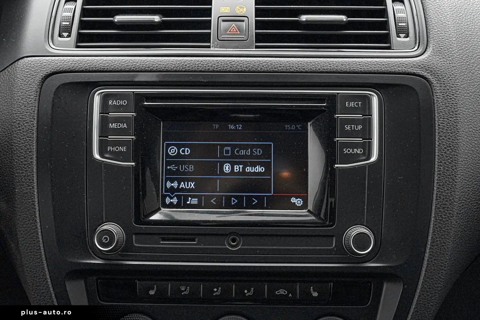 VOLKSWAGEN Jetta 2015 — imagine 18