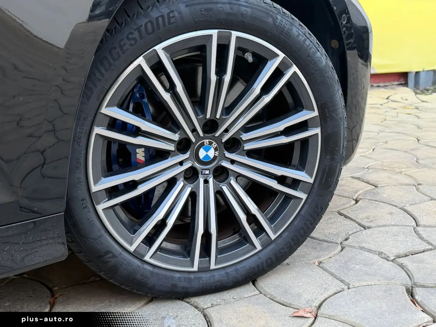 BMW  2021 — imagine 13