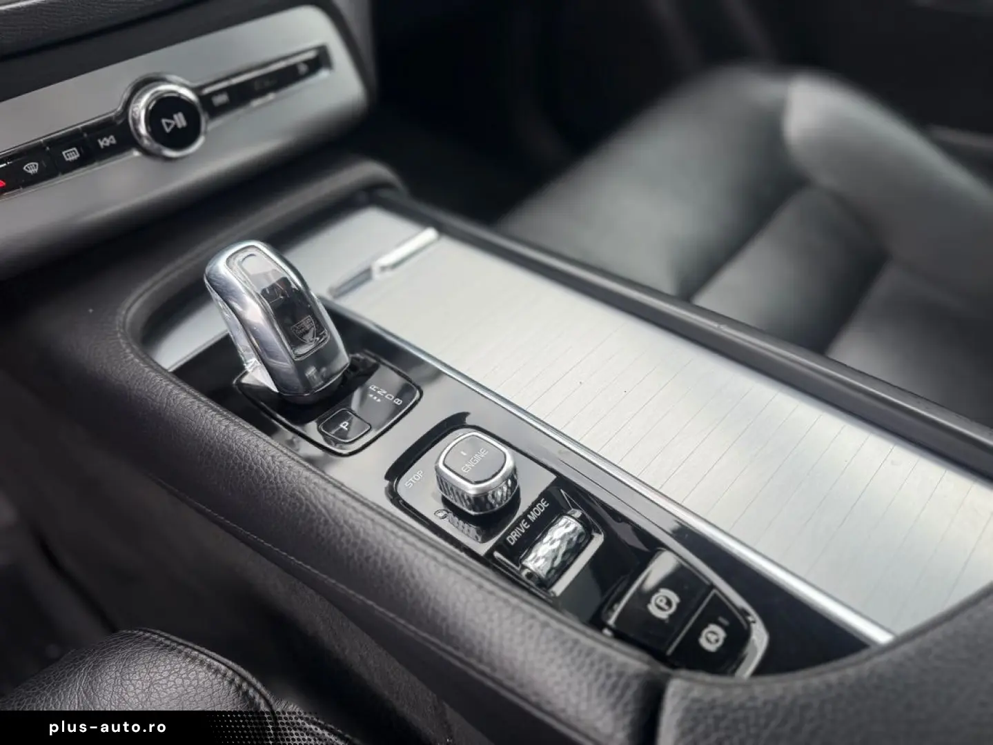 VOLVO XC90 2016 — imagine 7
