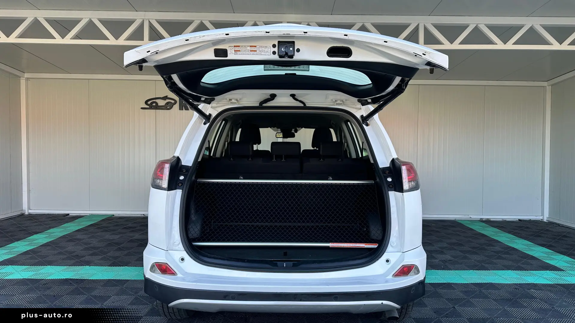 Toyota RAV-4 Hibrid 2.5 Benzina 155 CP An 2017