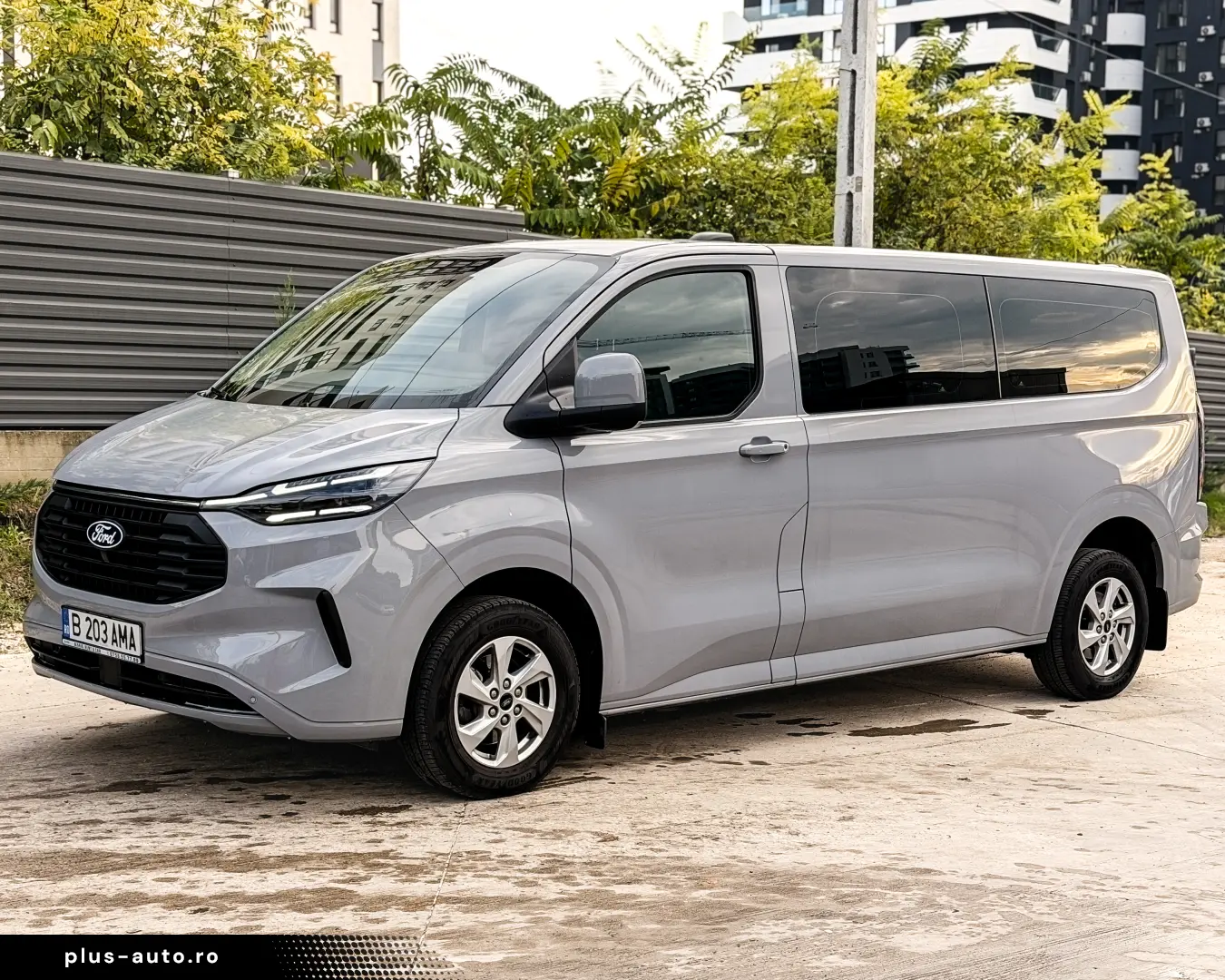 Ford Transit Custom 8 1 2.0 TDCI automat