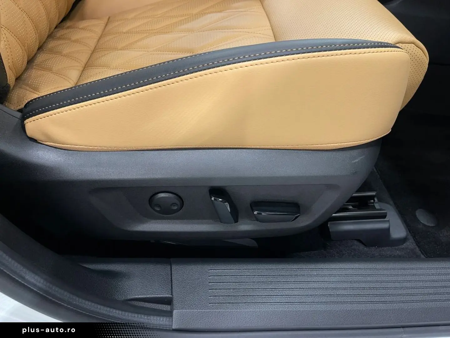 NISSAN X-Trail 2024 — imagine 48