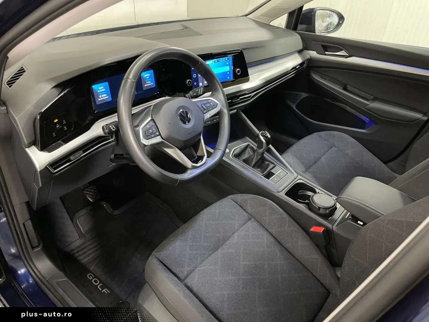 VOLKSWAGEN Golf 2022 — imagine 5