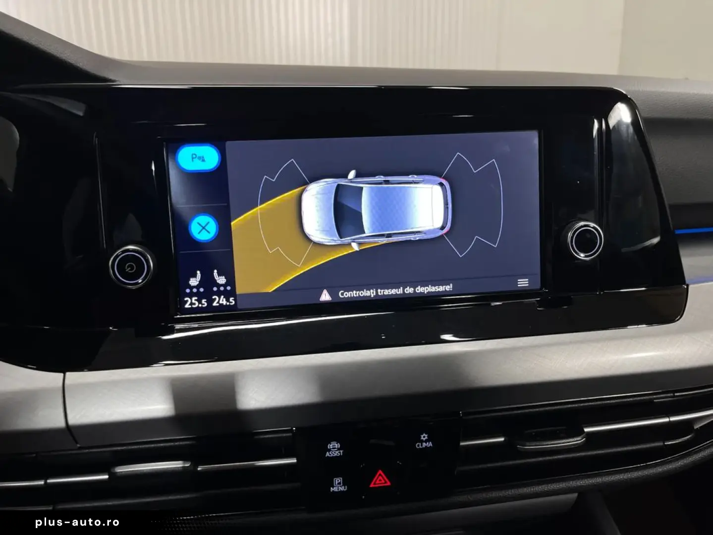 VOLKSWAGEN Golf 2022 — imagine 14
