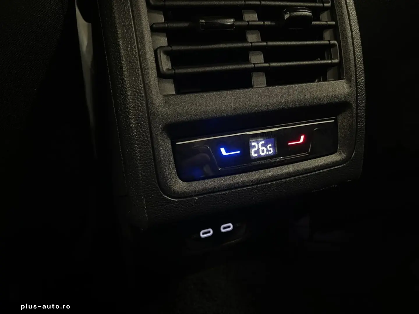 VOLKSWAGEN Golf 2022 — imagine 20