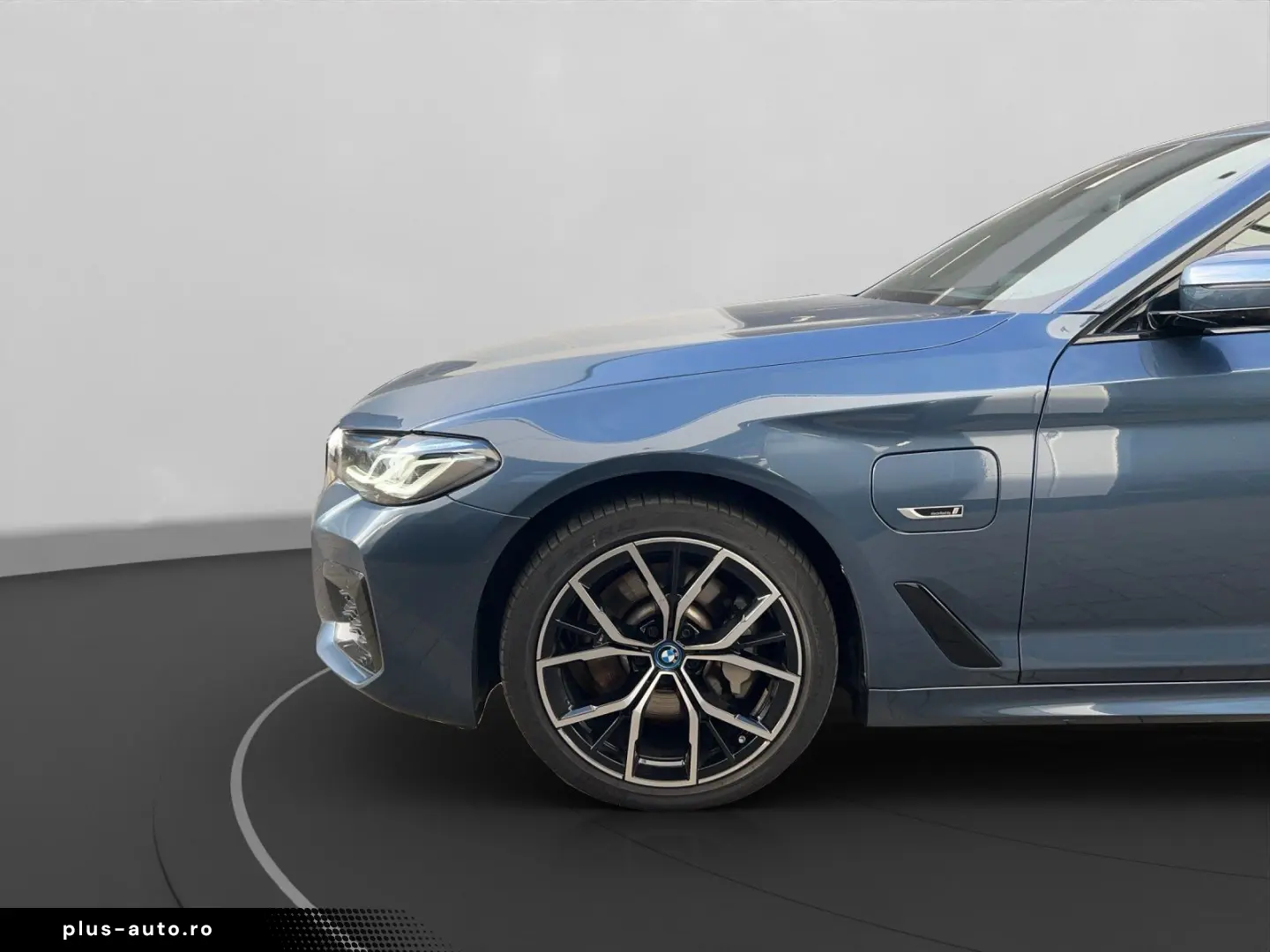 BMW Seria 5 2022 — imagine 14