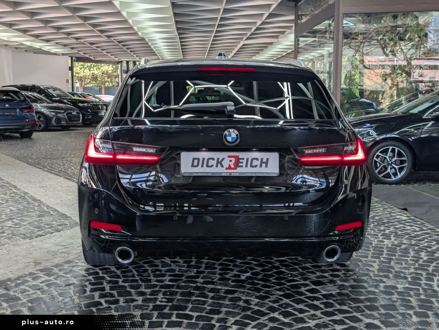 BMW 320 d T xDrive StHz HuD LEDER-SpoSi ACC WIDE H&K
