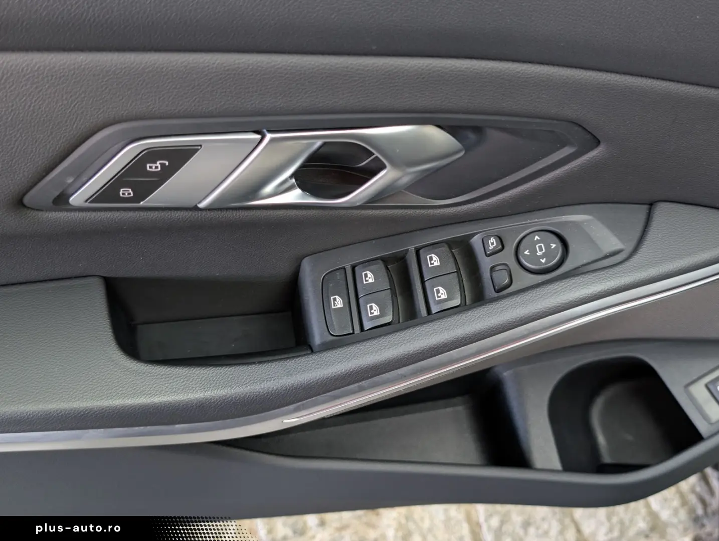 BMW 320 d T xDrive StHz HuD LEDER-SpoSi ACC WIDE H&K