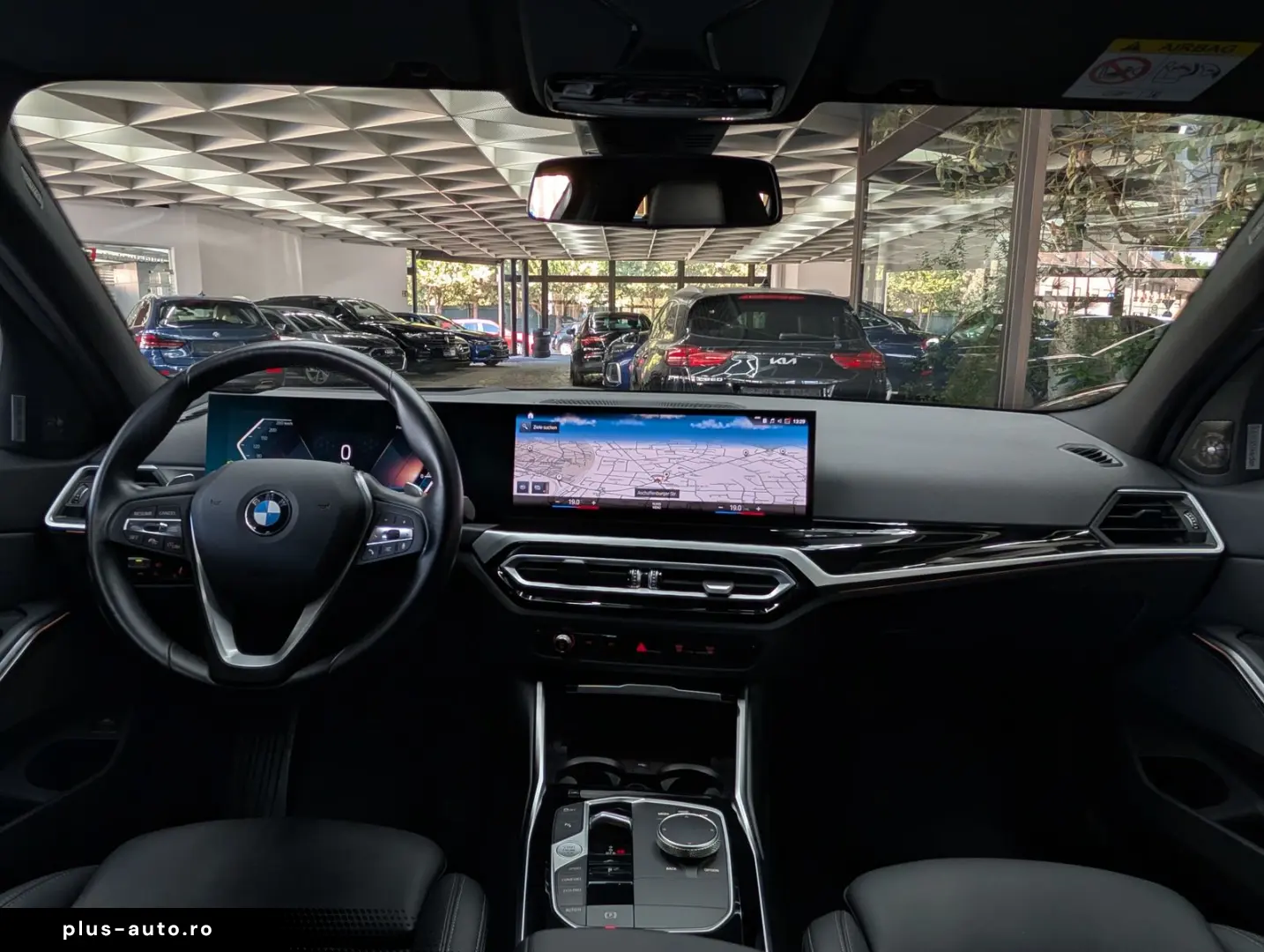 BMW 320 d T xDrive StHz HuD LEDER-SpoSi ACC WIDE H&K