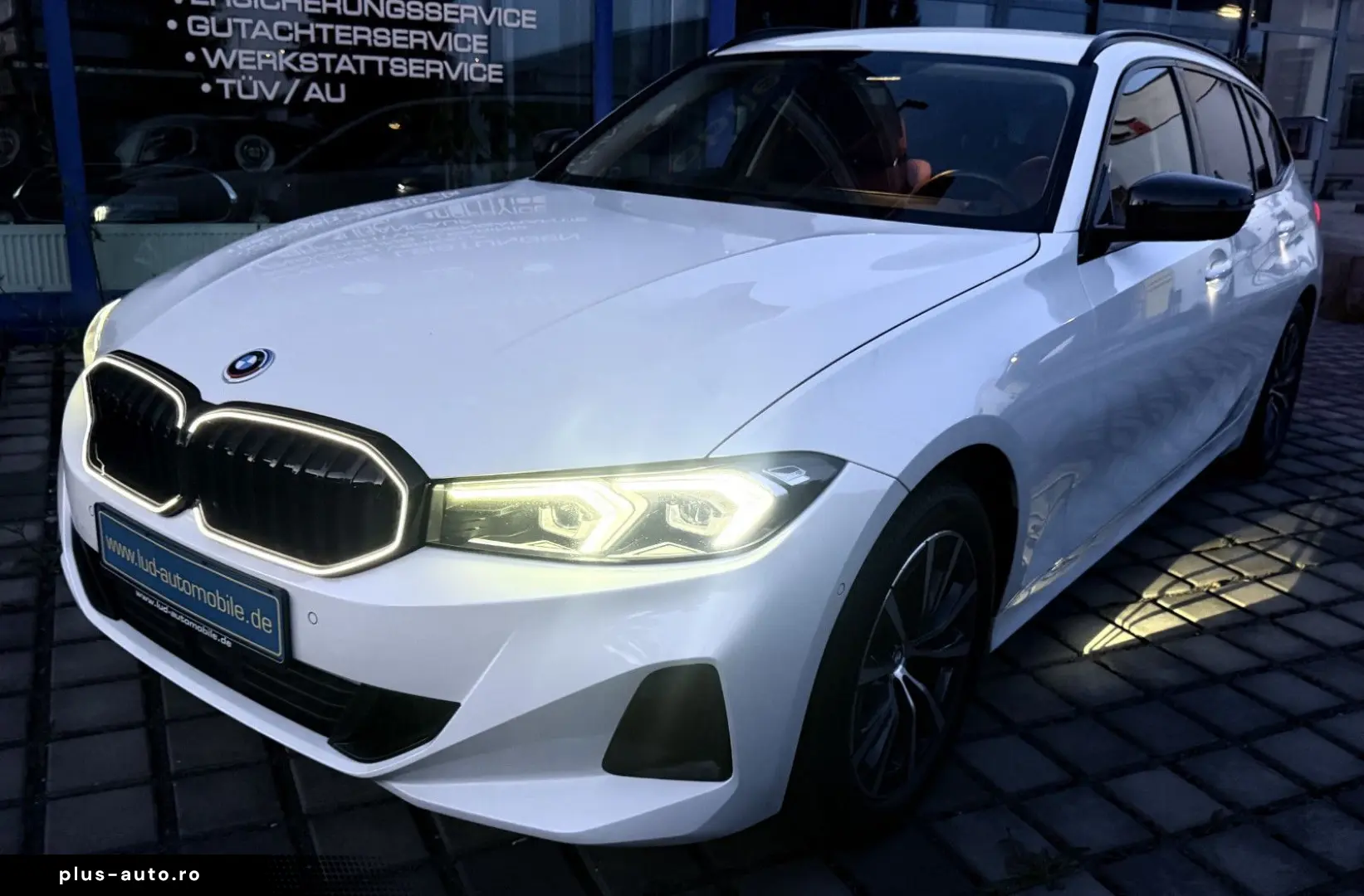 BMW 320 d xDrive Touring LCI Rückfahrkamera  Iconic