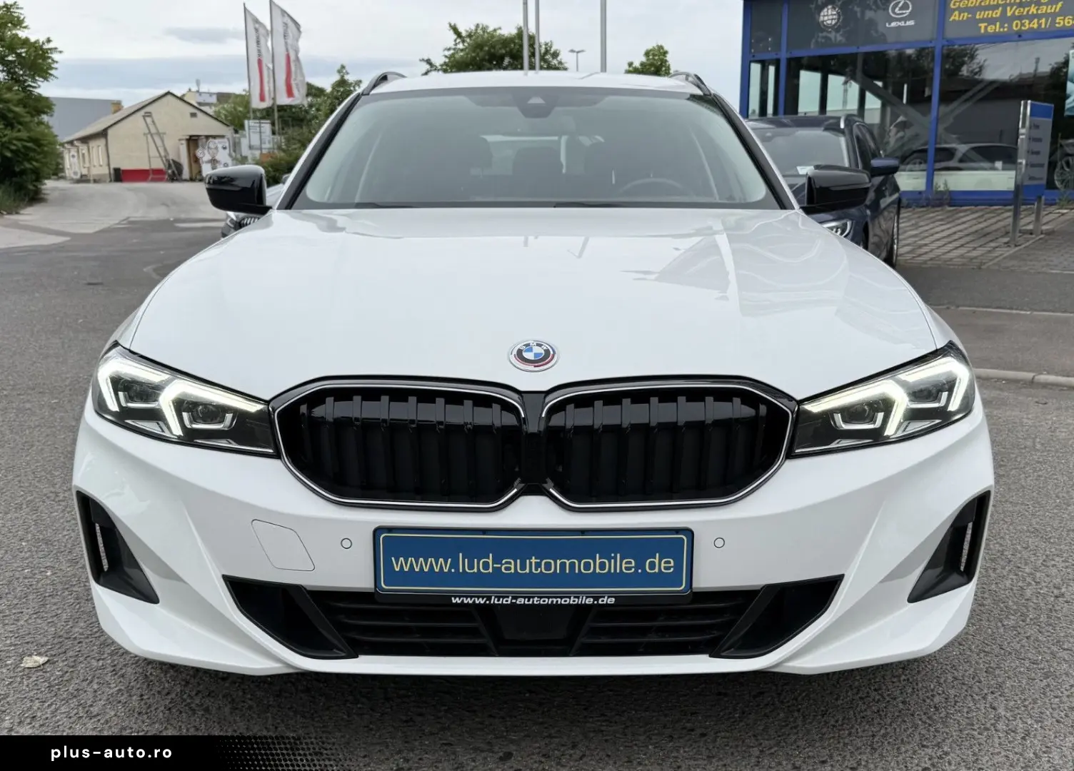 BMW 320 d xDrive Touring LCI Rückfahrkamera  Iconic