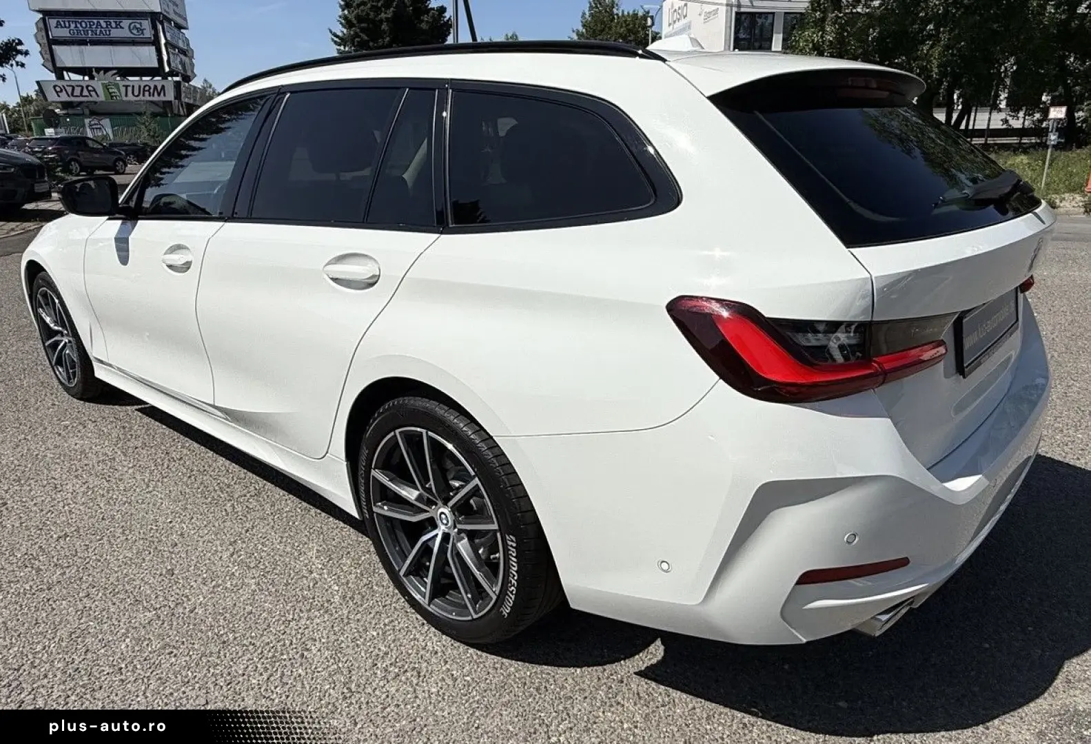 BMW 320 d xDrive Touring LCI Rückfahrkamera  Iconic