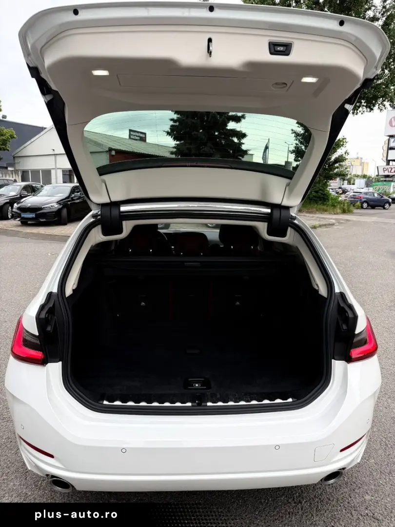 BMW 320 d xDrive Touring LCI Rückfahrkamera  Iconic