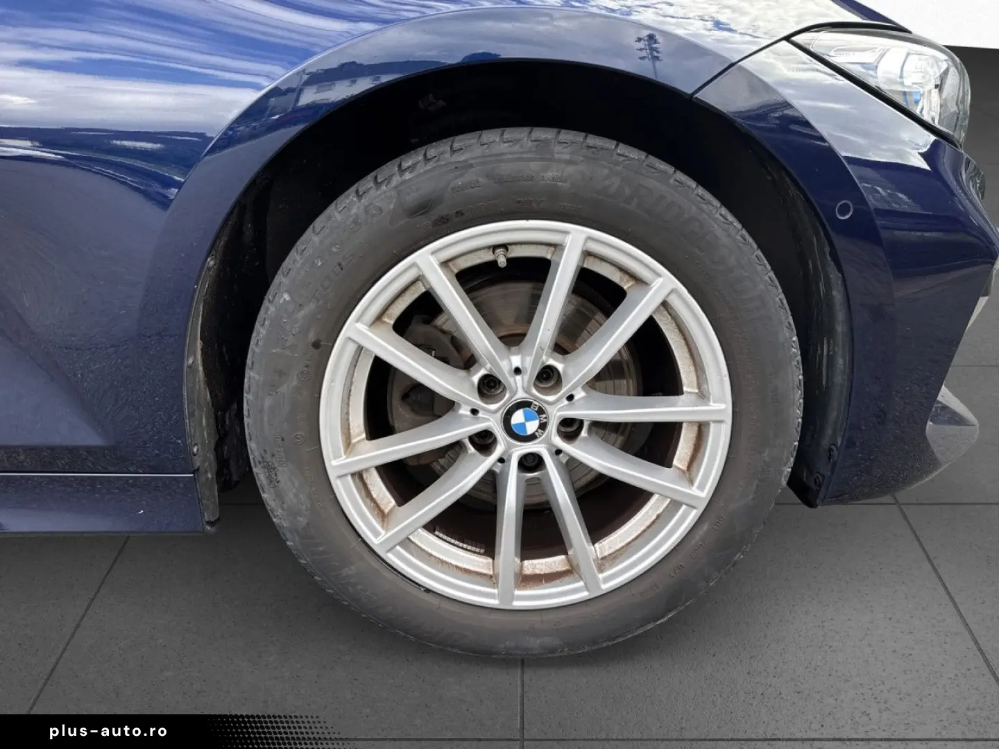 BMW 320d xDr. T AdLed AHK Pano NAVI HUD Shzg 360