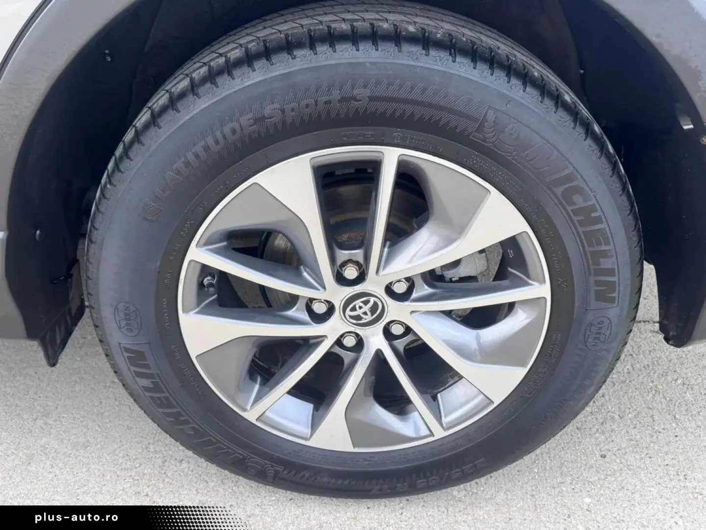 Toyota Rav-4
