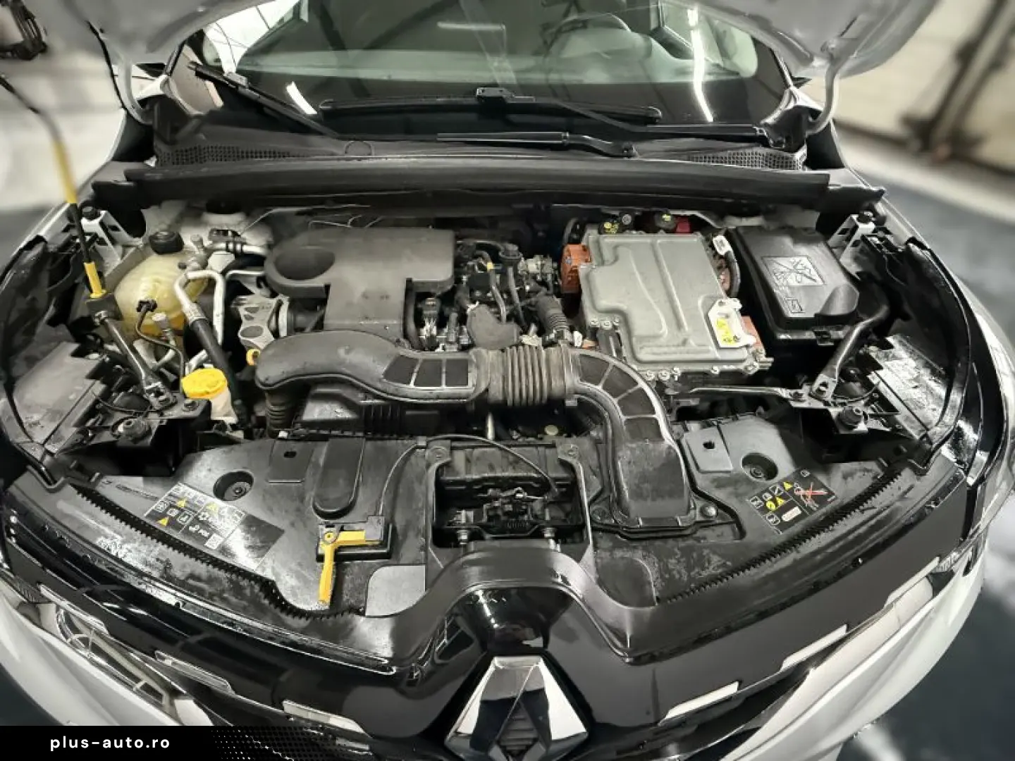 RENAULT CAPTUR 1.6 E-Tech 160CP Intens Plug-In