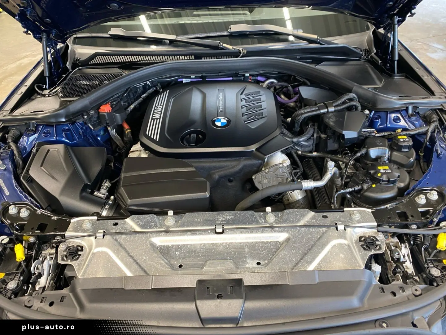 BMW 320d xDrive Limousine Standheizung Laser Kamera