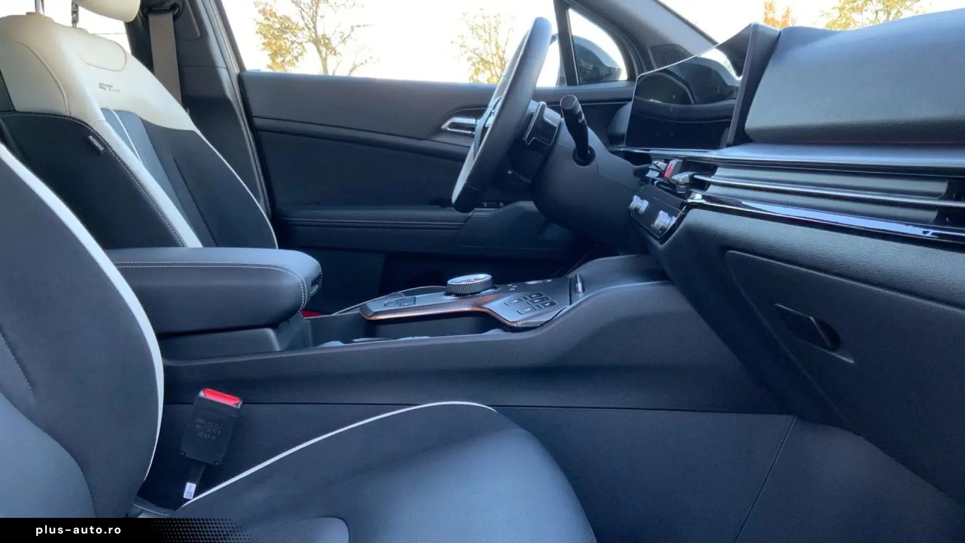 KIA Sportage 2025 — imagine 13