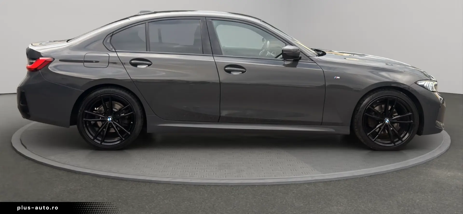 BMW Seria 3 2023 — imagine 2