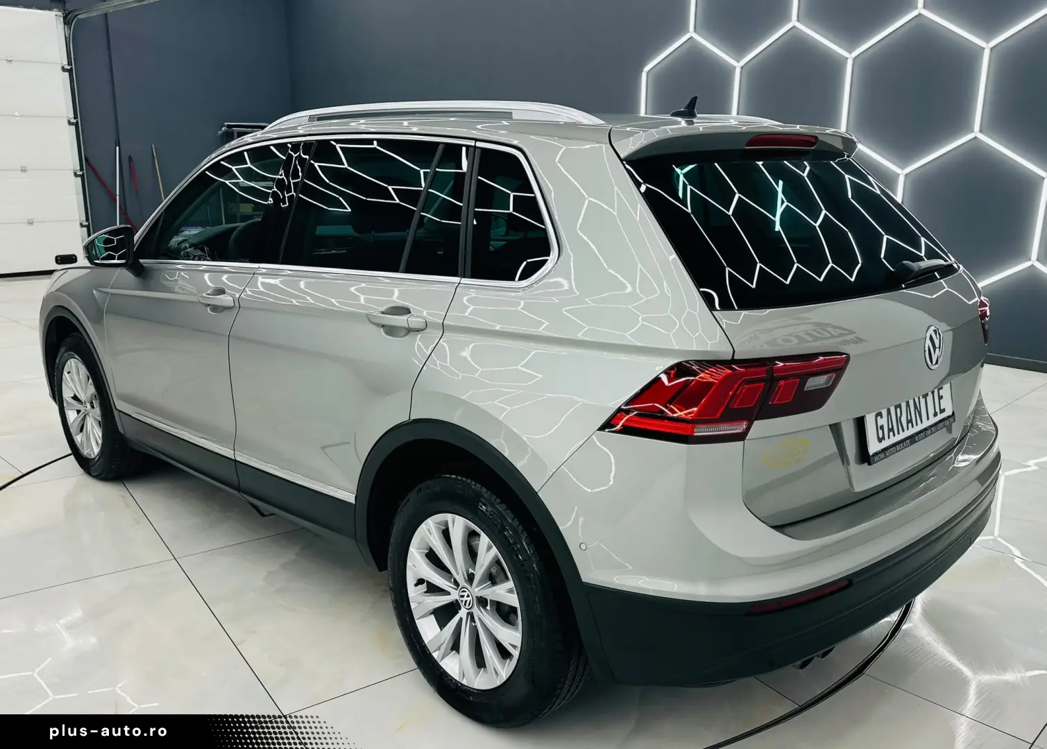 VOLKSWAGEN TIGUAN 2016 2.0D E6 4X4 Garantie 12 Luni Rate Ava
