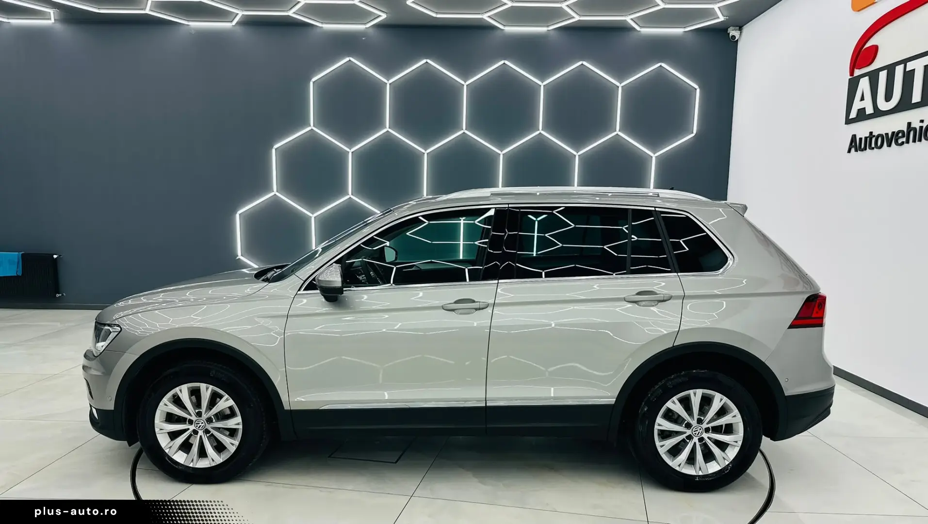 VOLKSWAGEN TIGUAN 2016 2.0D E6 4X4 Garantie 12 Luni Rate Ava