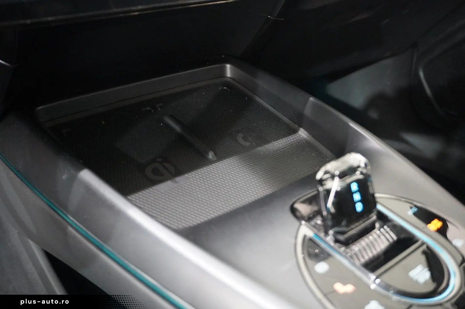 BYD Seal 2025 — imagine 35