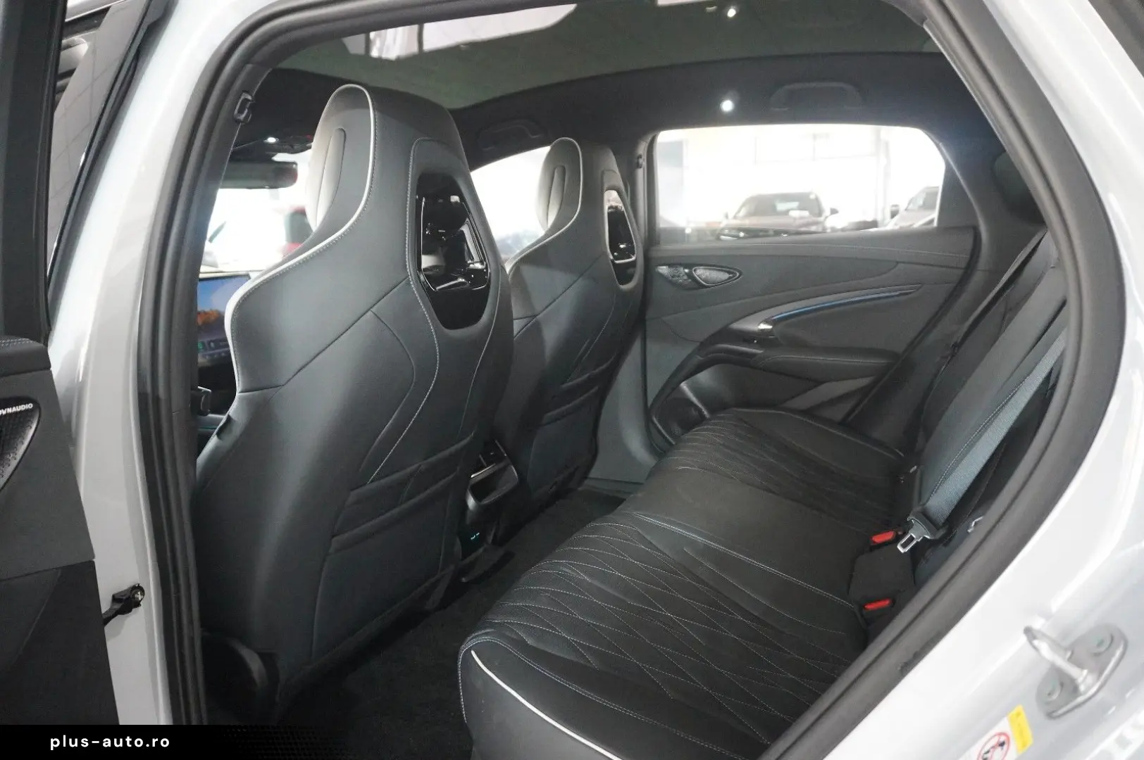 BYD Seal 2025 — imagine 38