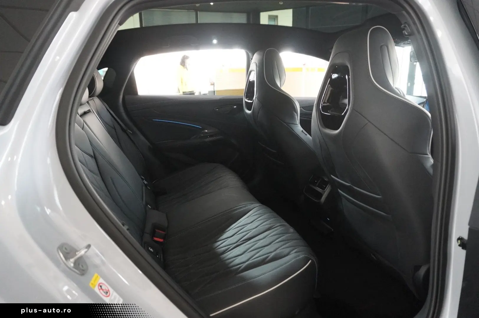 BYD Seal 2025 — imagine 42