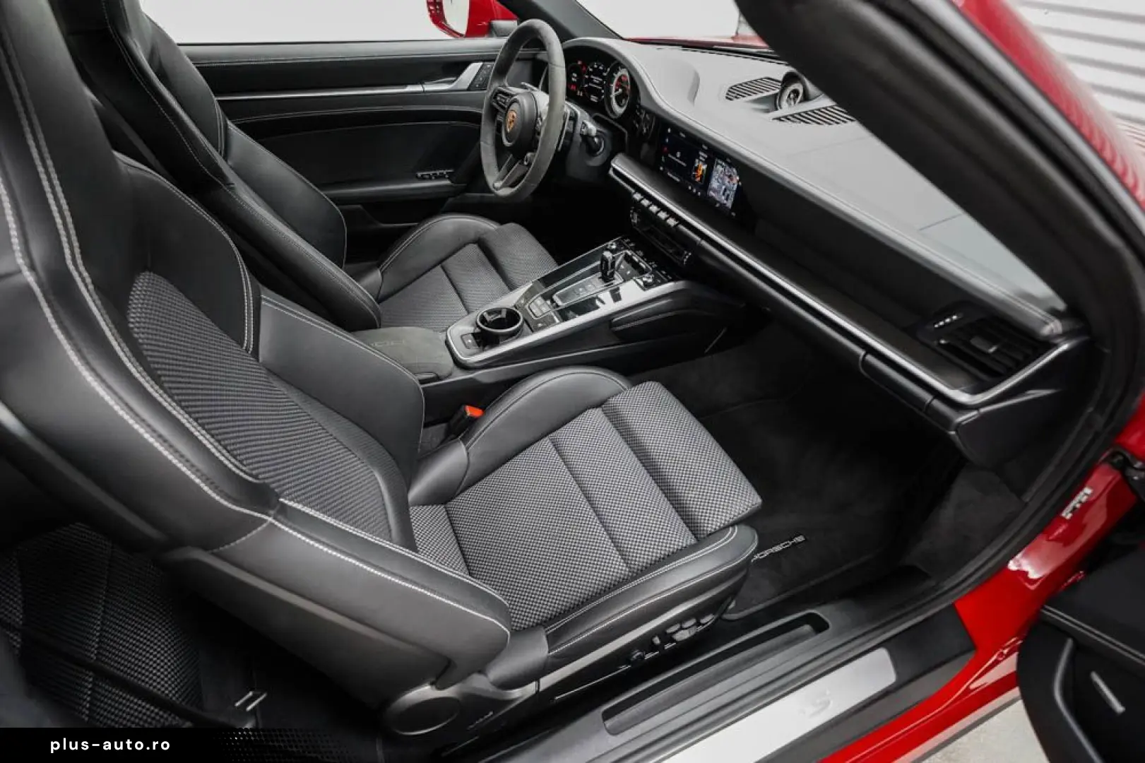 PORSCHE 992 T1 911 Turbo S Cabrio - LAGER