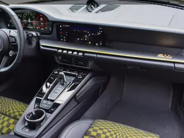 PORSCHE 911 992 Spirit 70 LIFT BOSE CLUBLEDER-PASCHA INN