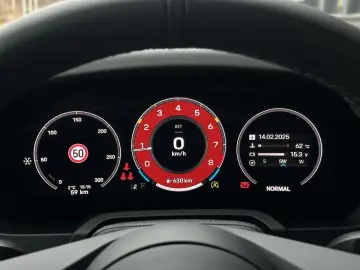 PORSCHE 992 (911) Carrera T Cabrio   Liftsystem   BOSE