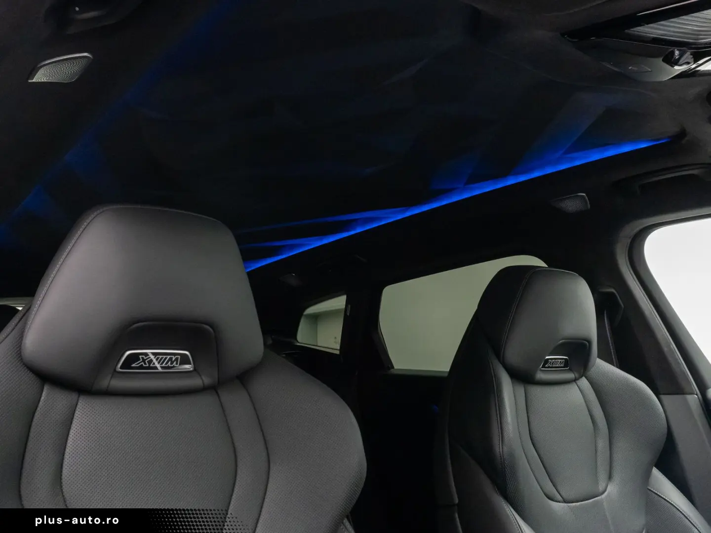 BMW XM 360  HUD DAB B&W Massage SoftCl AHK 22  Voll