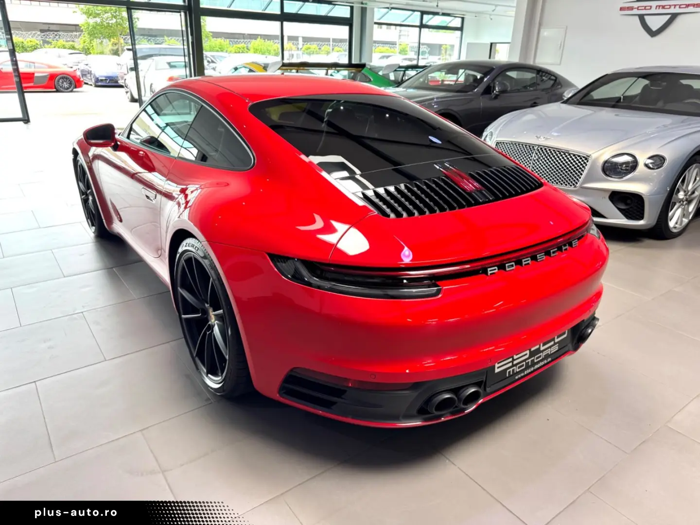 PORSCHE 911 2024 — imagine 3