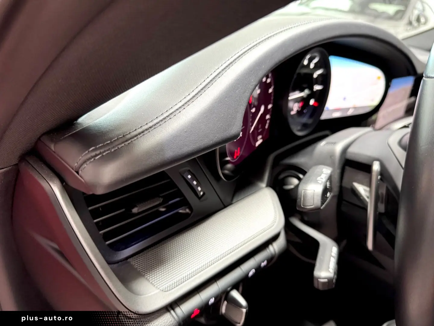 PORSCHE 911 2024 — imagine 8
