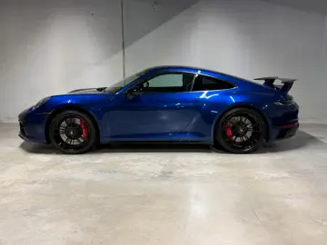 PORSCHE 992 (911) Carrera GTS  Vollschalensitze  Aerokit