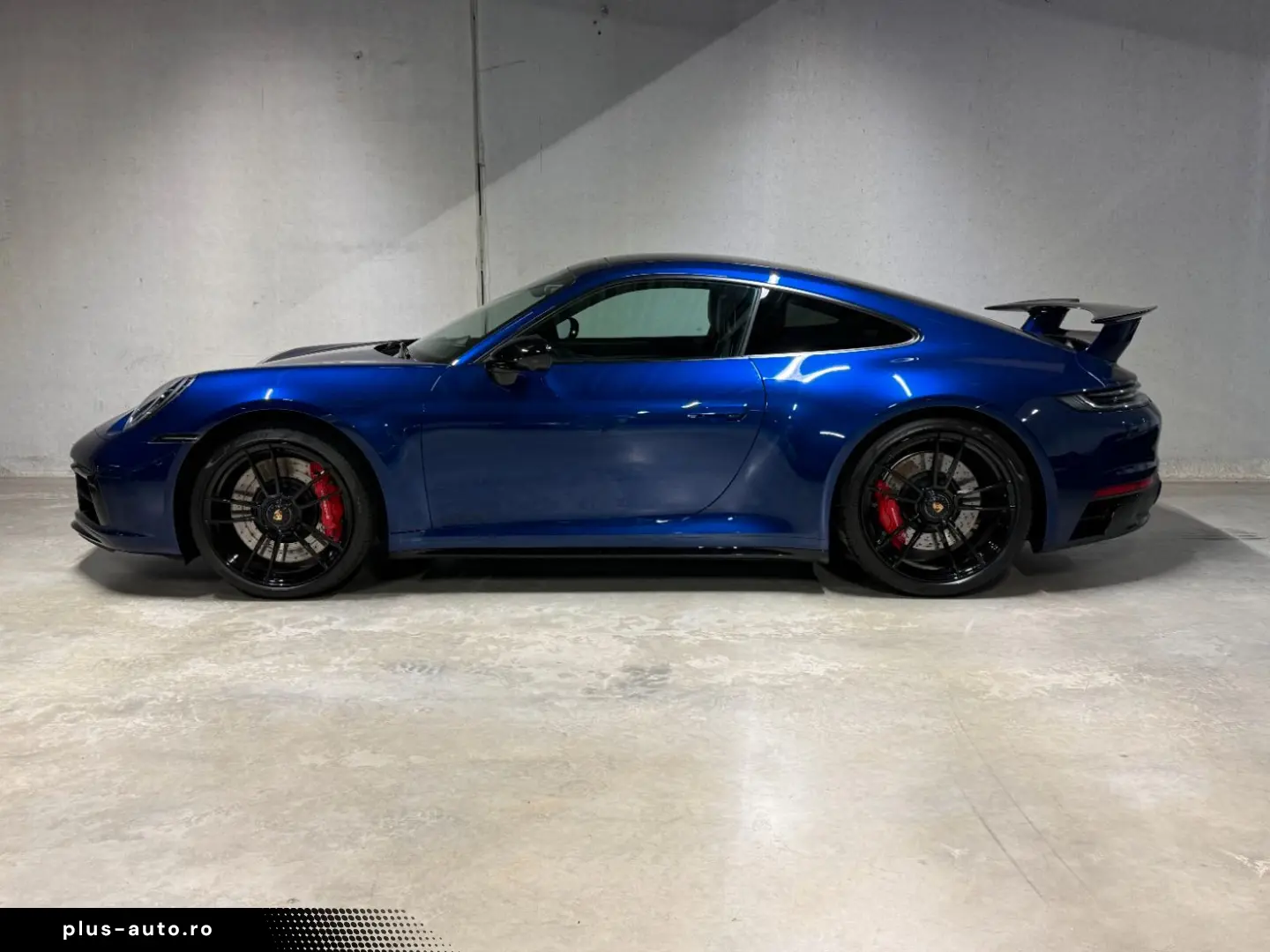 PORSCHE 911 2024 — imagine 3