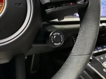 PORSCHE 992 (911) Carrera GTS  Vollschalensitze  Aerokit
