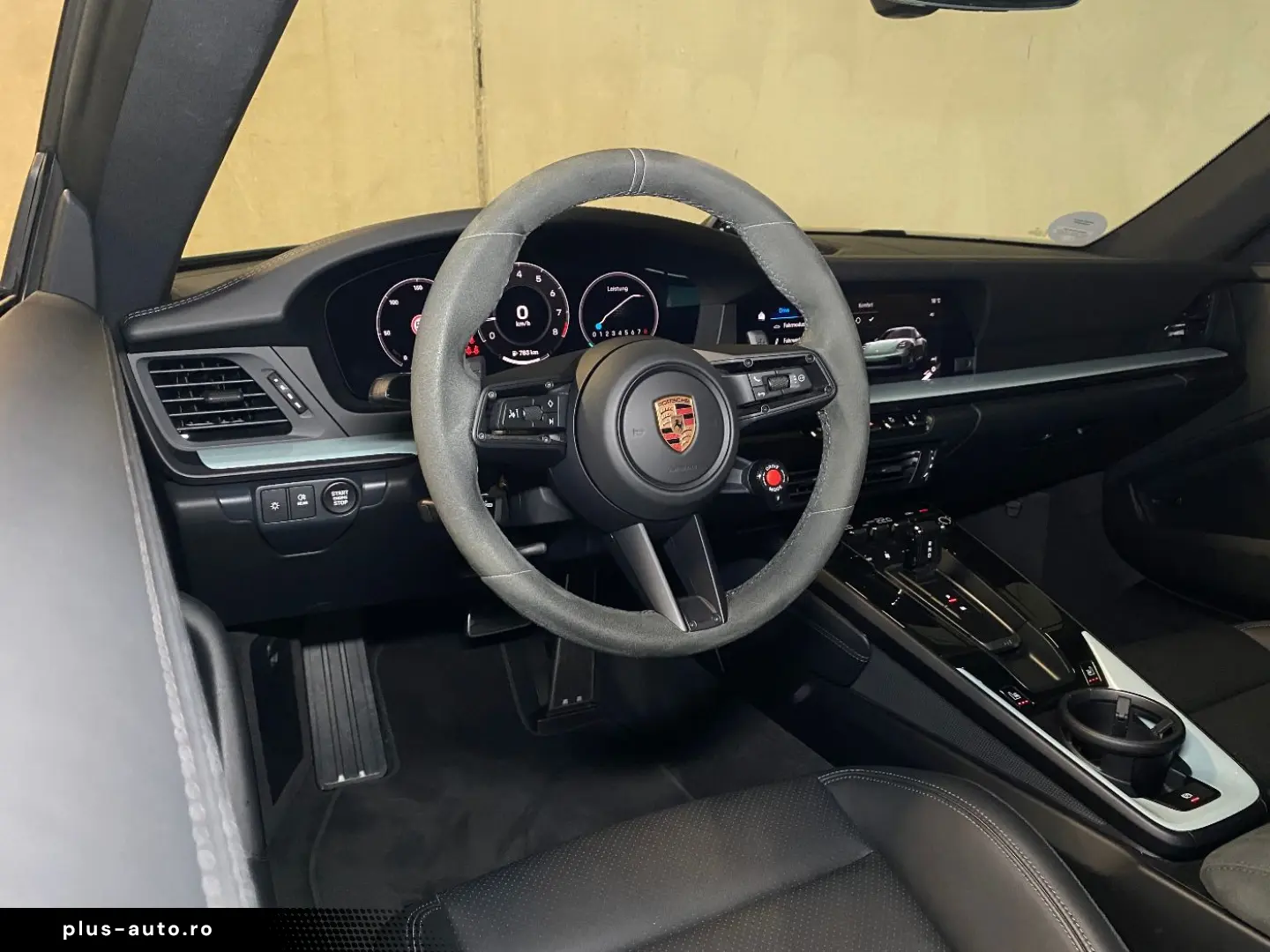 PORSCHE 911 2025 — imagine 13