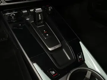 PORSCHE 992 (911) Carrera  Sportabgas  BOSE  SportDesign