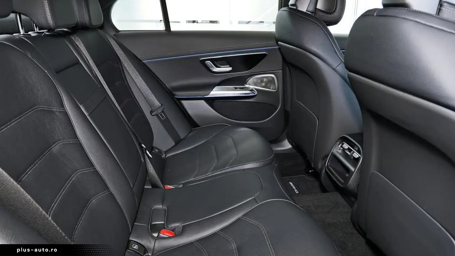 Mercedes-Benz E 300 e AMG LEATHER DISTRO SUPERSCREEN NIGHT