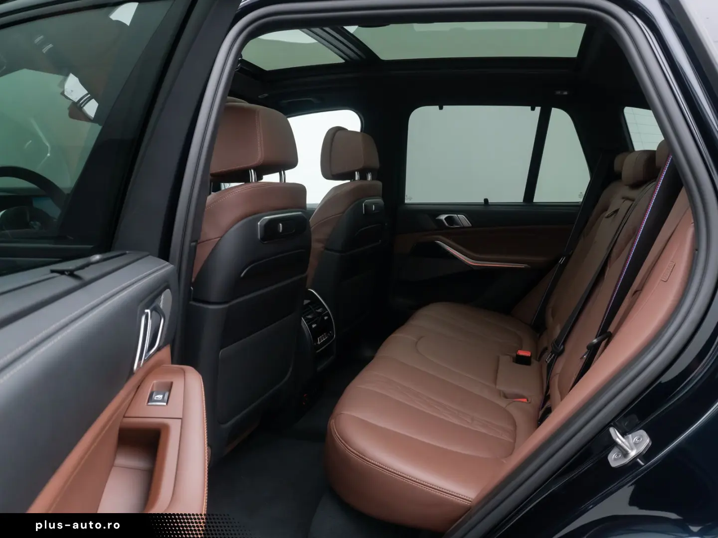 BMW X5 M60i SkyLoung 360  H K Massage Individual 22