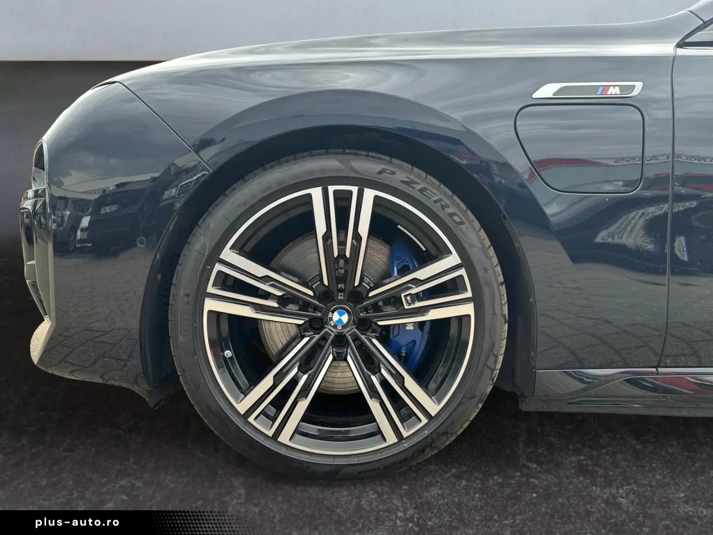 BMW Seria 7 2023 — imagine 14